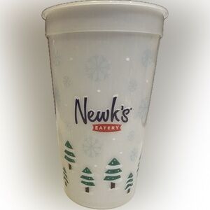 2025 NEWKS COLLECTIBLE CUP TUMBLER PARTY DRINK BEVERAGE WINTER CHRISTMAS TREE 32